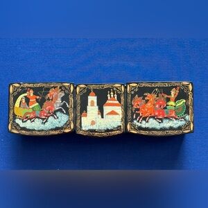 Signed Russian Trinket Box Hand Painted Lacquer Hinged
